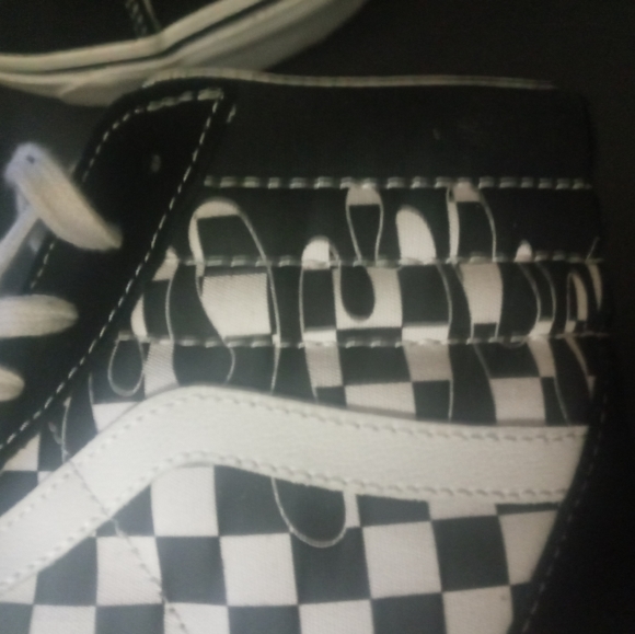 Size 10 Vans Sk8 hightop - Picture 2 of 4
